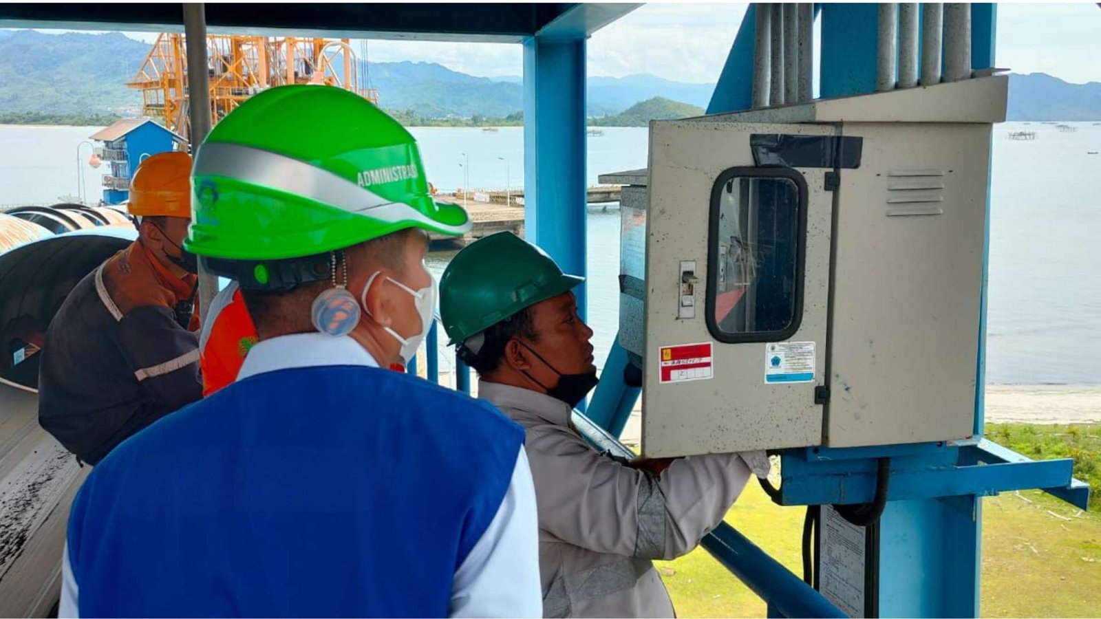 Laboratory Scale Image